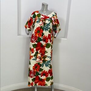Paradise Hawaiian Floral Midi Dress with Red and Green Print
